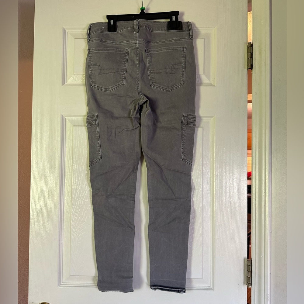 AE Skinny’s